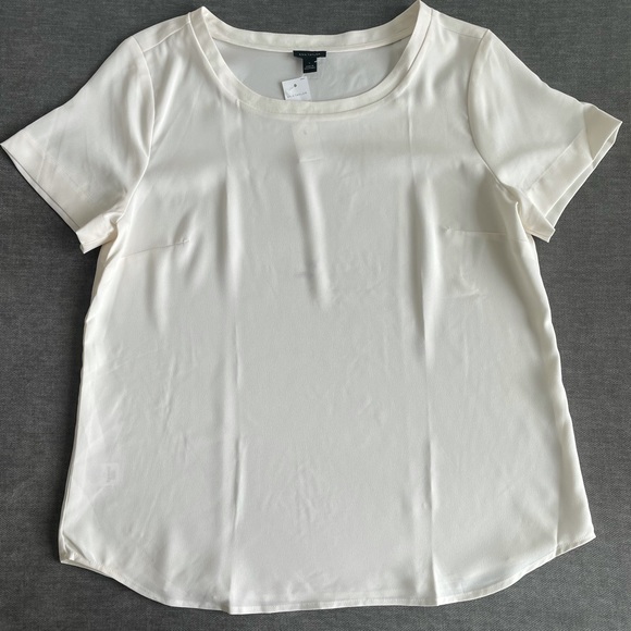 Ann Taylor Tops - NWT Ann Taylor blouse